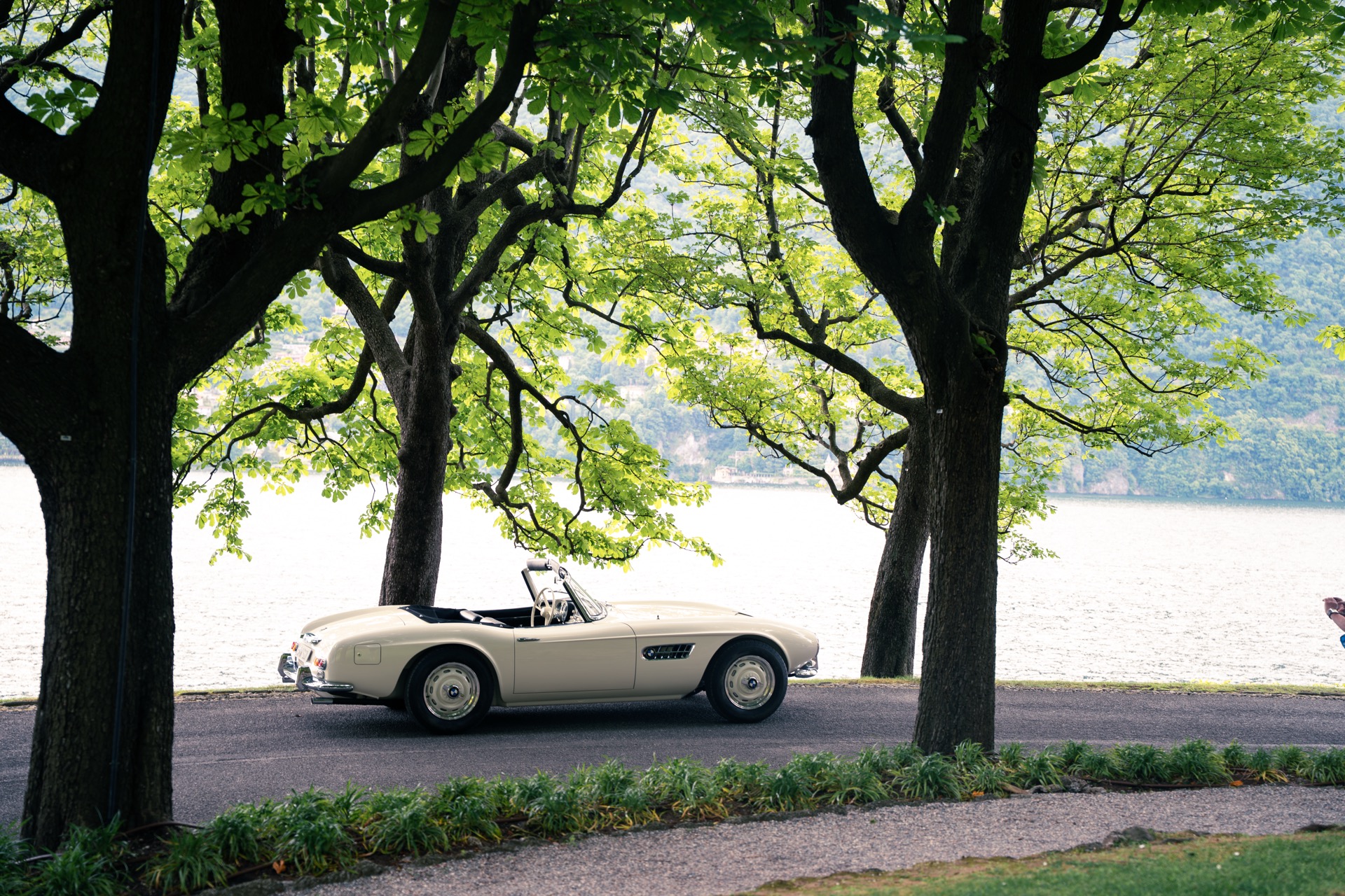 BMW 507 at Lake Como